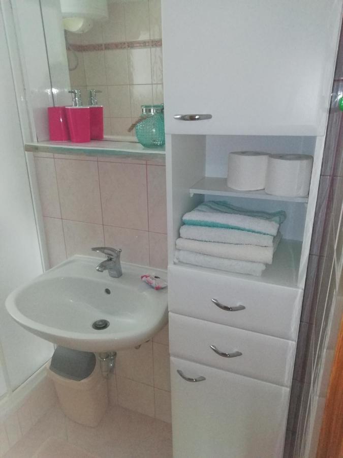 Feel Good Apartment Banjol Extérieur photo
